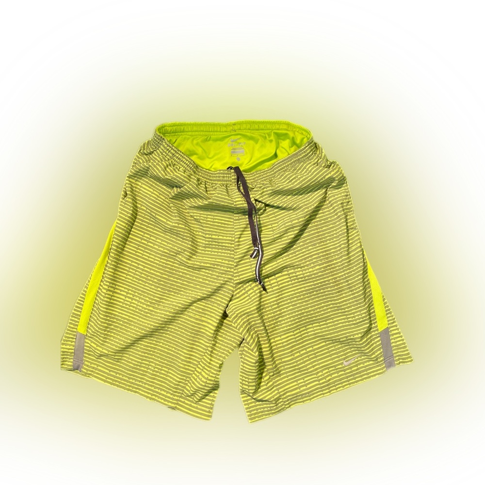 Nike Mens Dryfit athletic shorts size medium in neon green